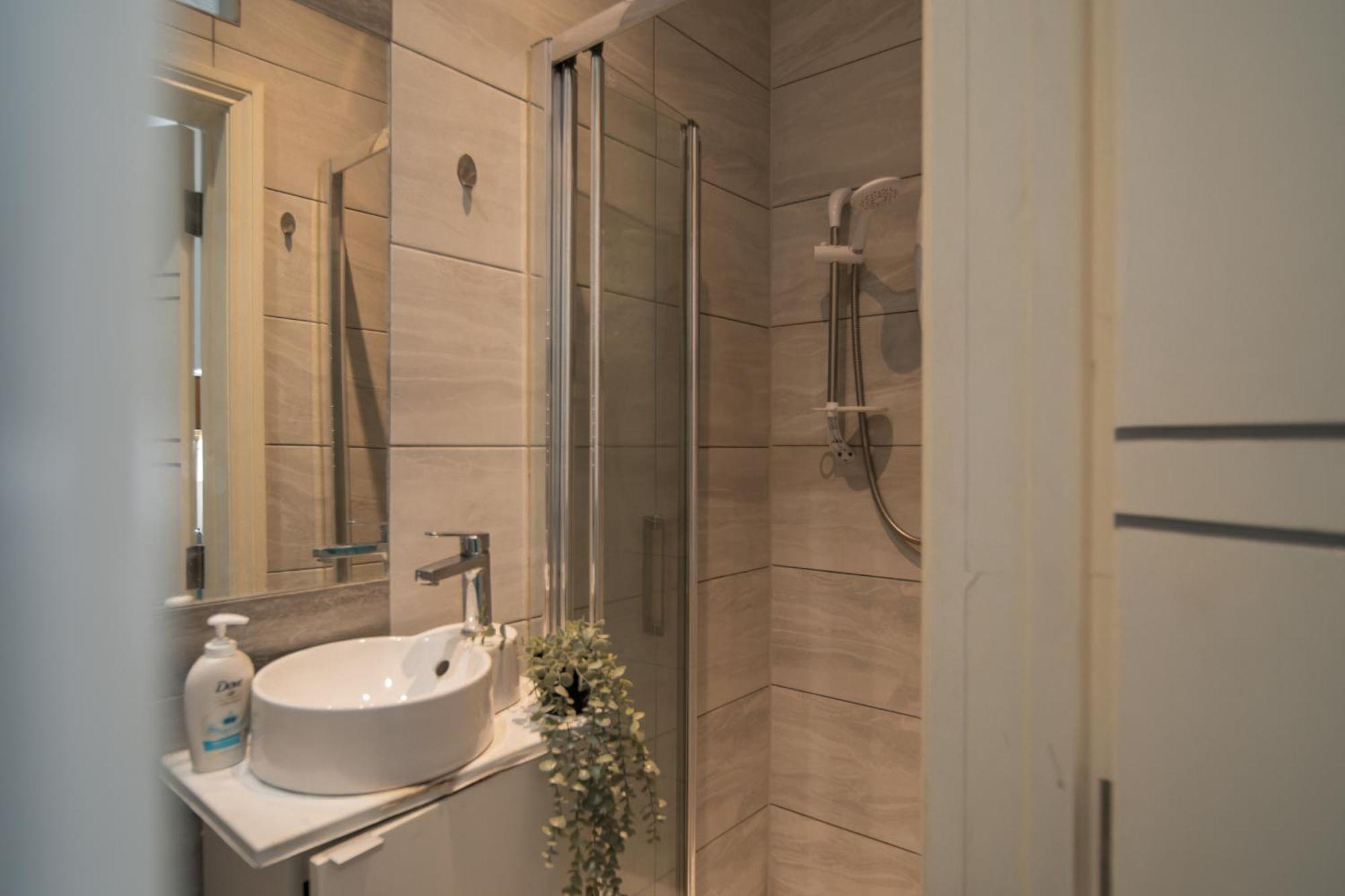 Studio Apartments London With Free Wifi Ngoại thất bức ảnh