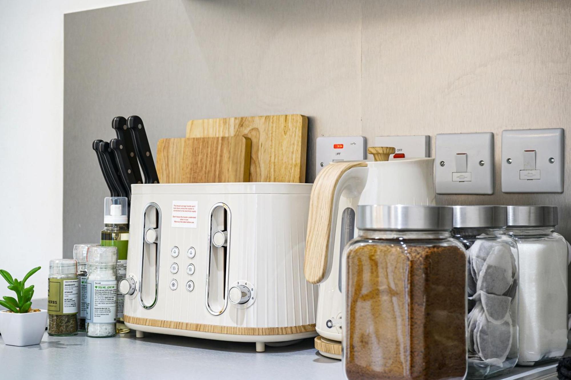 Studio Apartments London With Free Wifi Ngoại thất bức ảnh